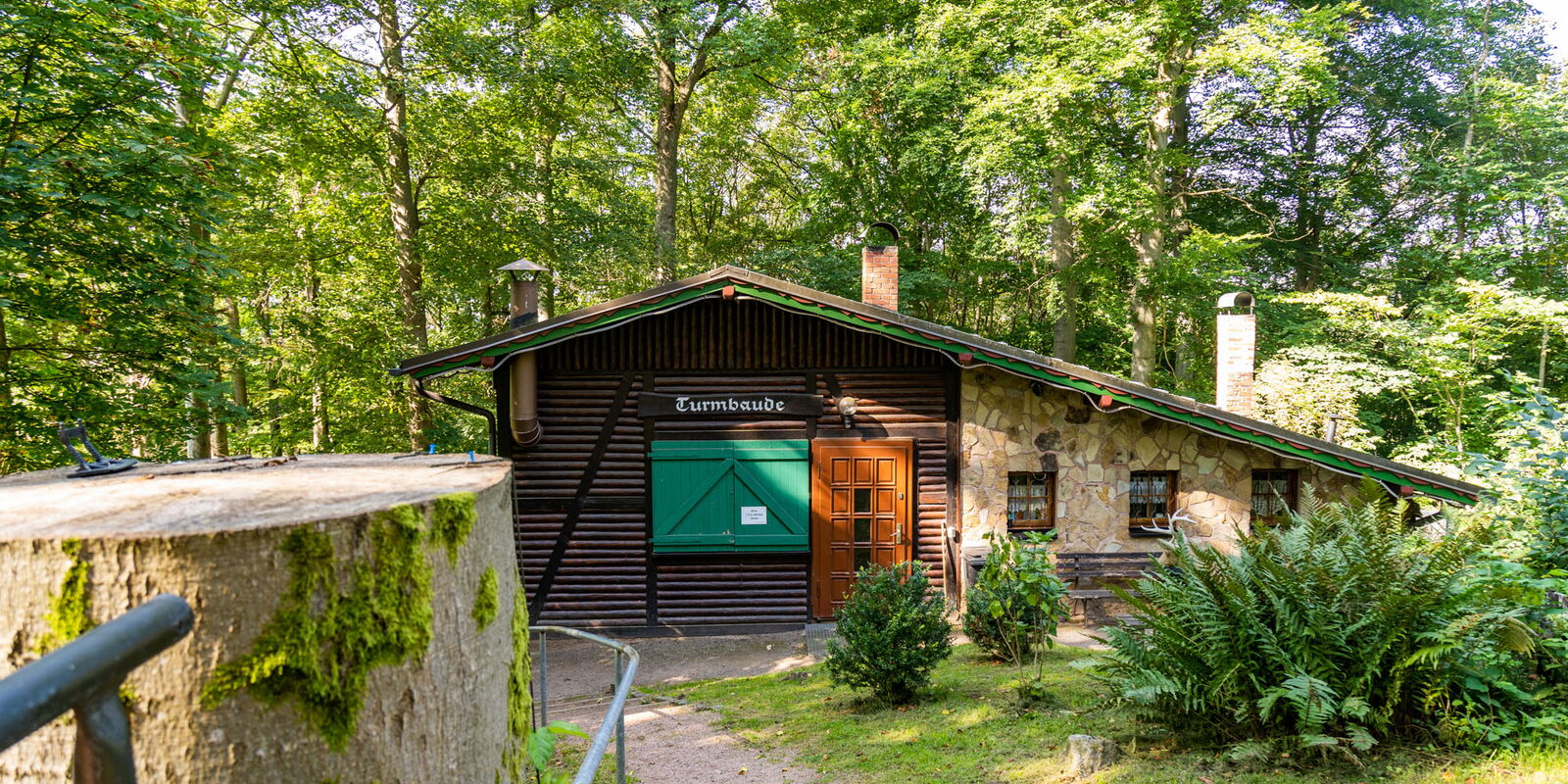 Die Turmbaude am Wallenburger Turm bei Trustetal