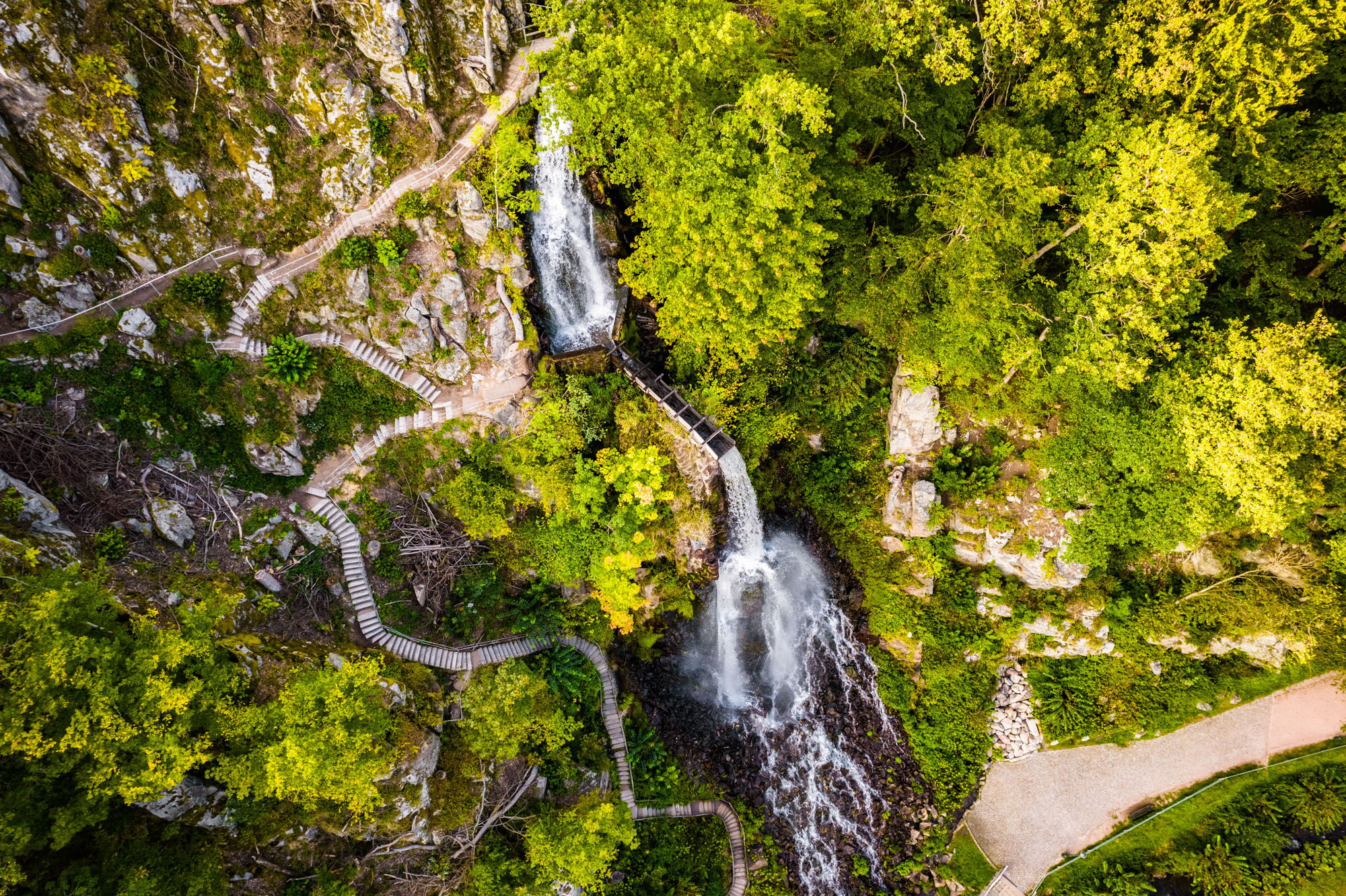 Trusetaler Wasserfall aus der Vogelperspektive